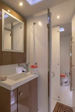 Fountaine Pajot Astrea 42 | Flonja