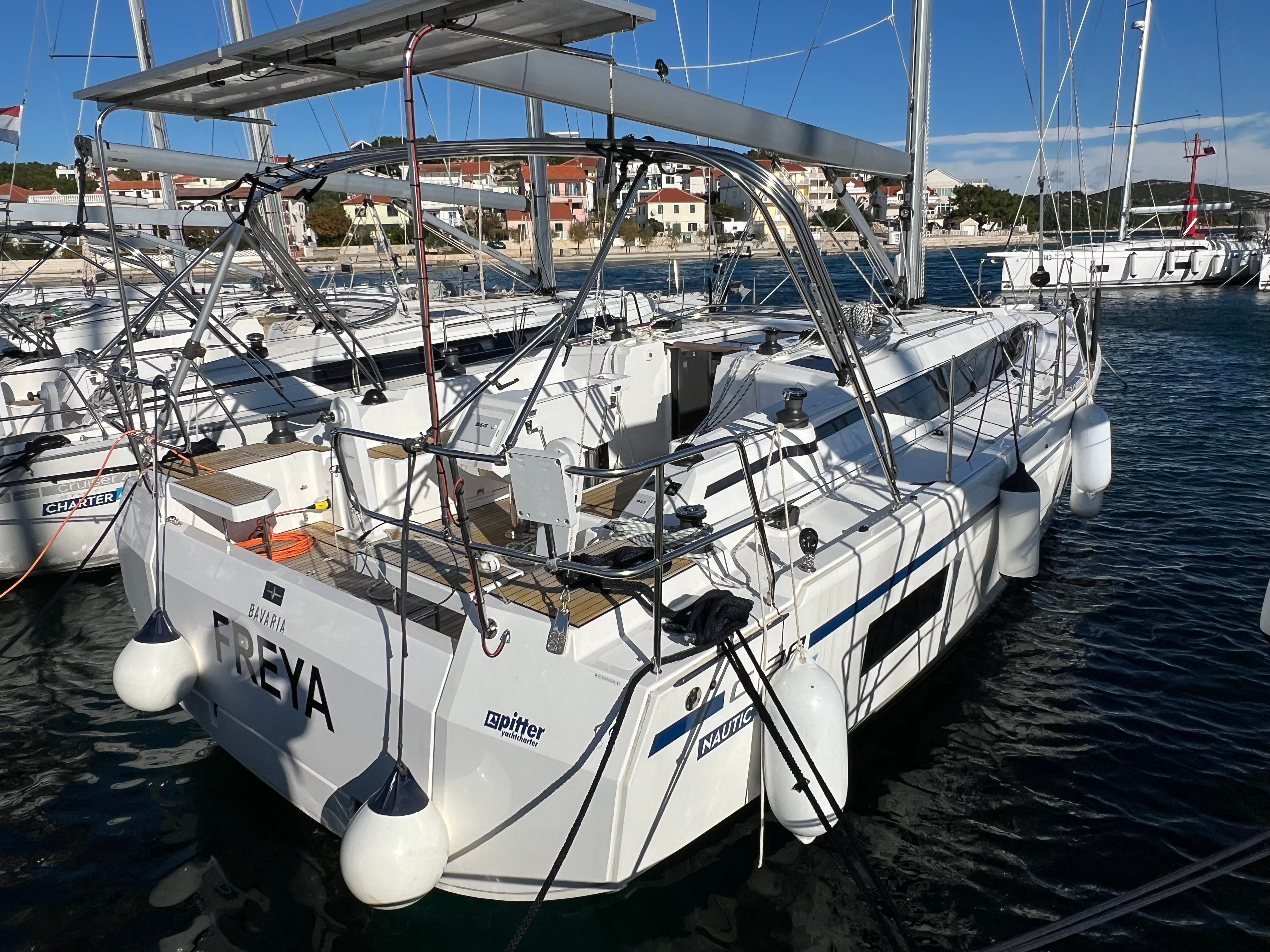 Bavaria C38 | Freya