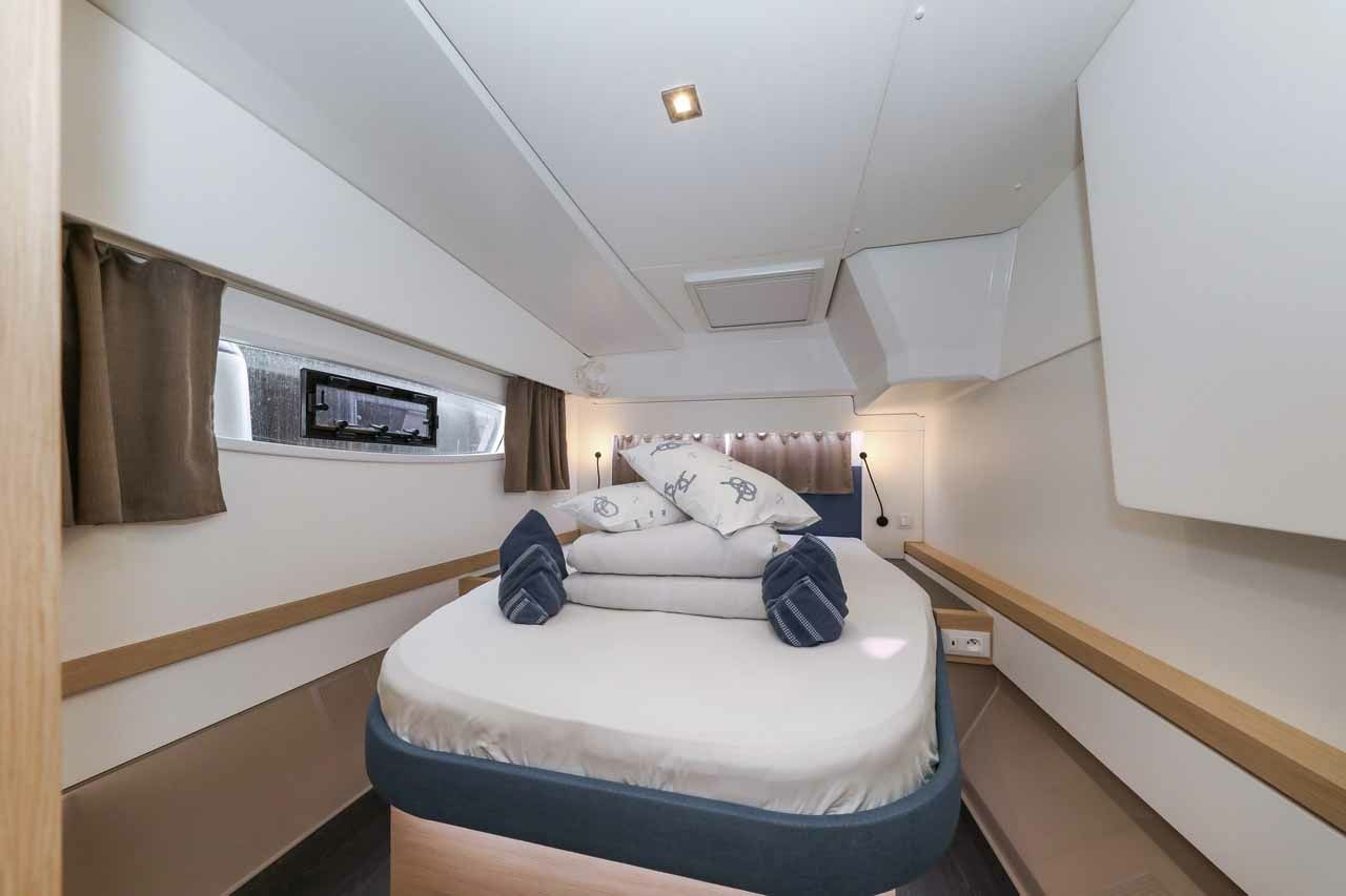 Fountaine Pajot Astrea 42 | Alchiba