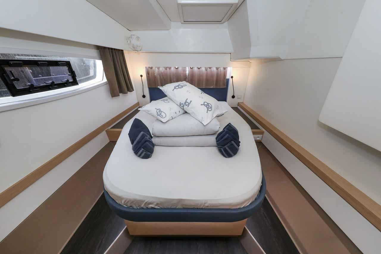 Fountaine Pajot Astrea 42 | Alchiba