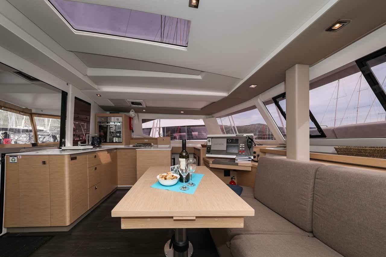 Fountaine Pajot Astrea 42 | Alchiba