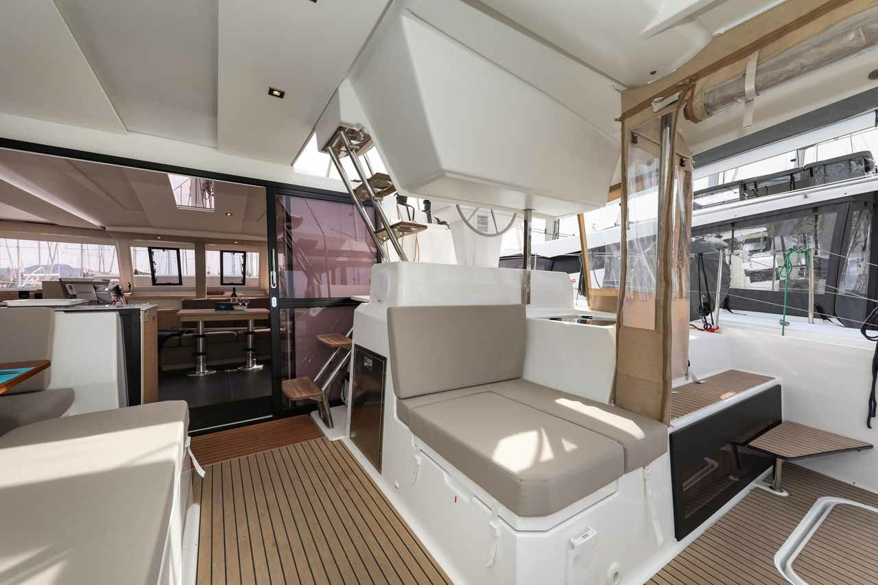 Fountaine Pajot Astrea 42 | Alchiba