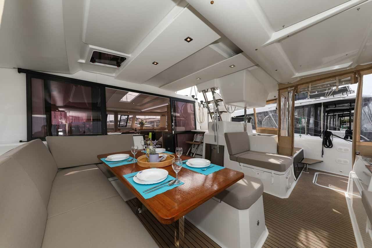 Fountaine Pajot Astrea 42 | Alchiba