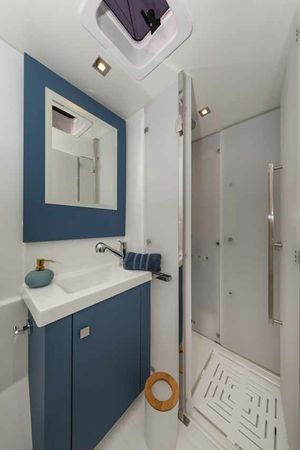 Fountaine Pajot Astrea 42 | Alchiba