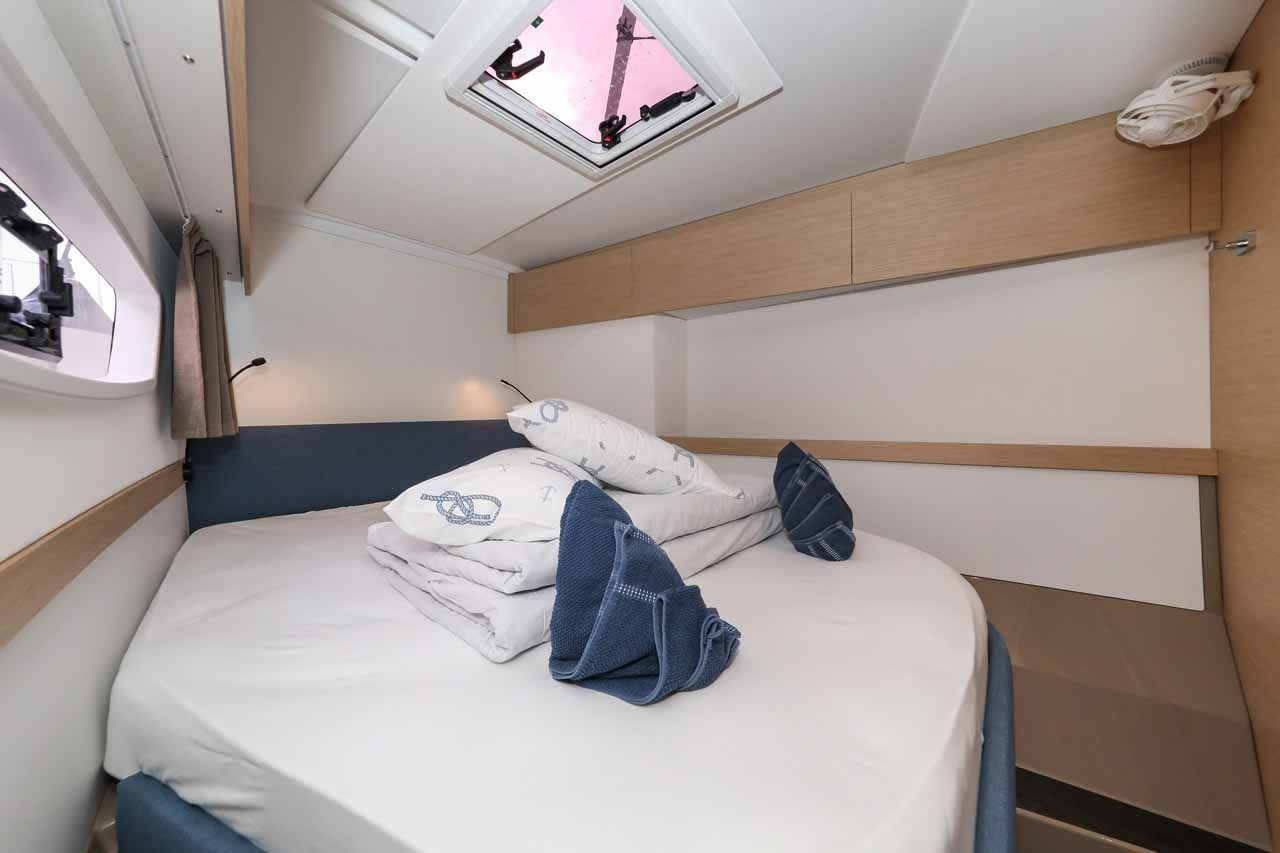 Fountaine Pajot Astrea 42 | Alchiba