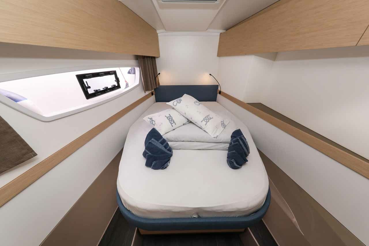 Fountaine Pajot Astrea 42 | Alchiba