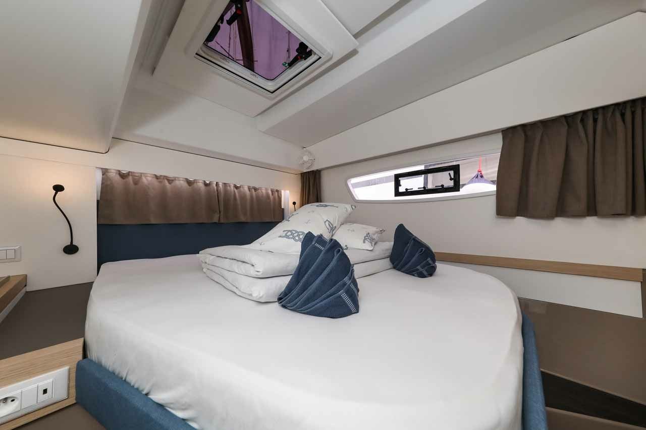 Fountaine Pajot Astrea 42 | Alchiba