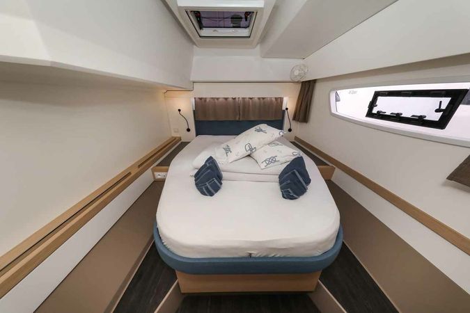 Fountaine Pajot Astrea 42 | Alchiba