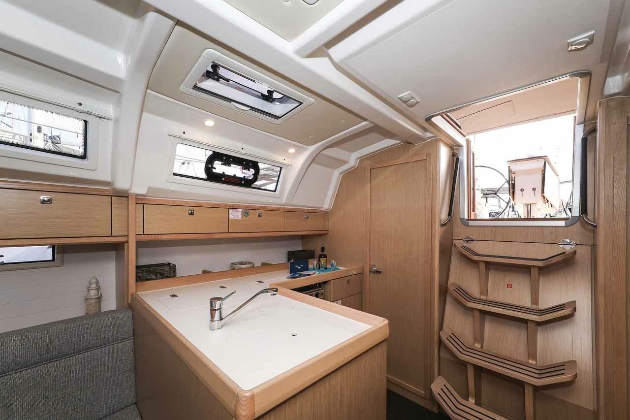 Bavaria Cruiser 37 | Pura Vida