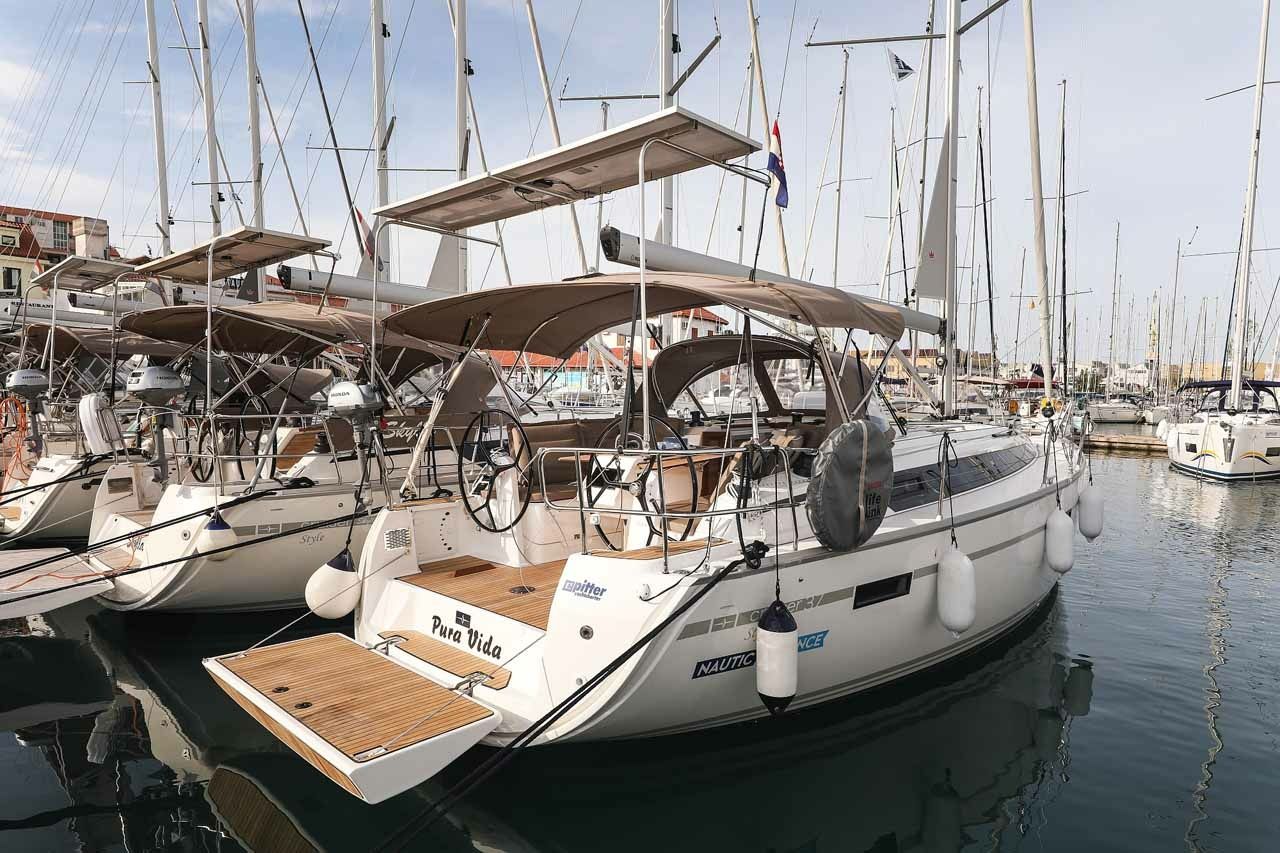 Bavaria Cruiser 37 | Pura Vida