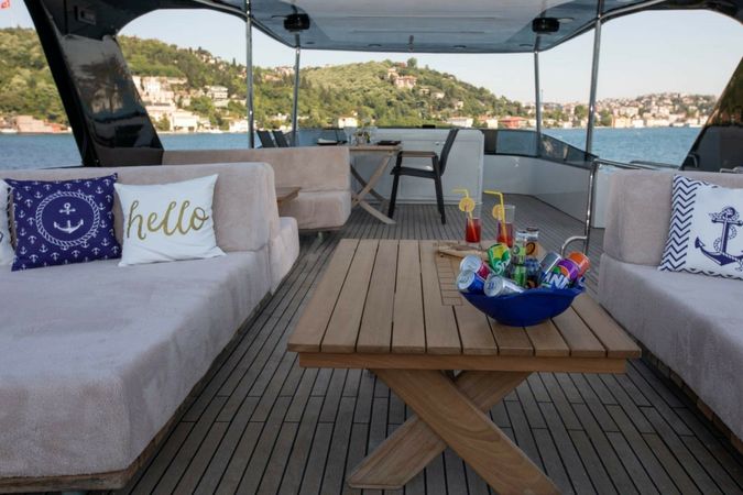 Custom Built 85 | Poseidon