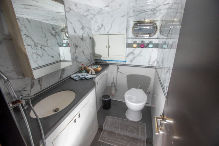 Custom Built 85 | Poseidon