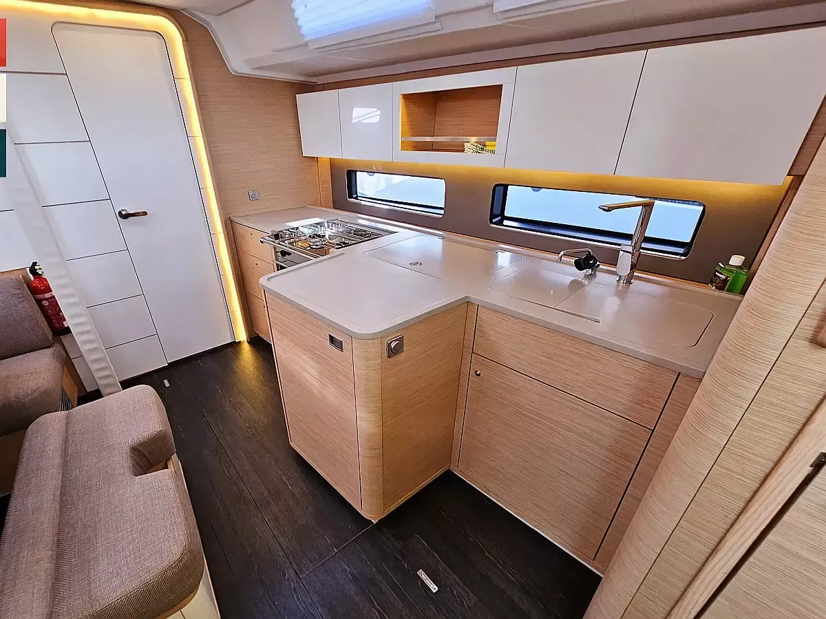 Dufour 41 | Ava