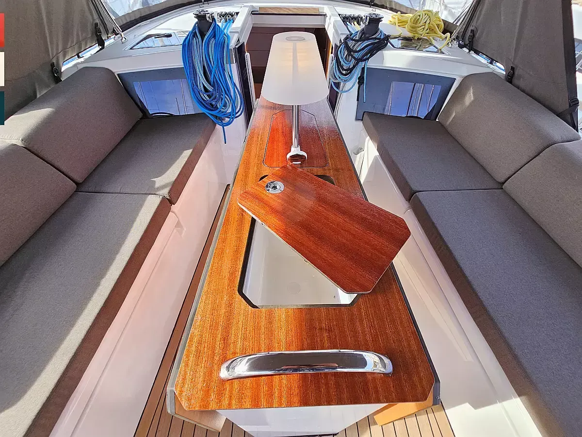 Dufour 41 | Ava