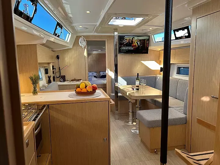 Bavaria C38 | Asterix