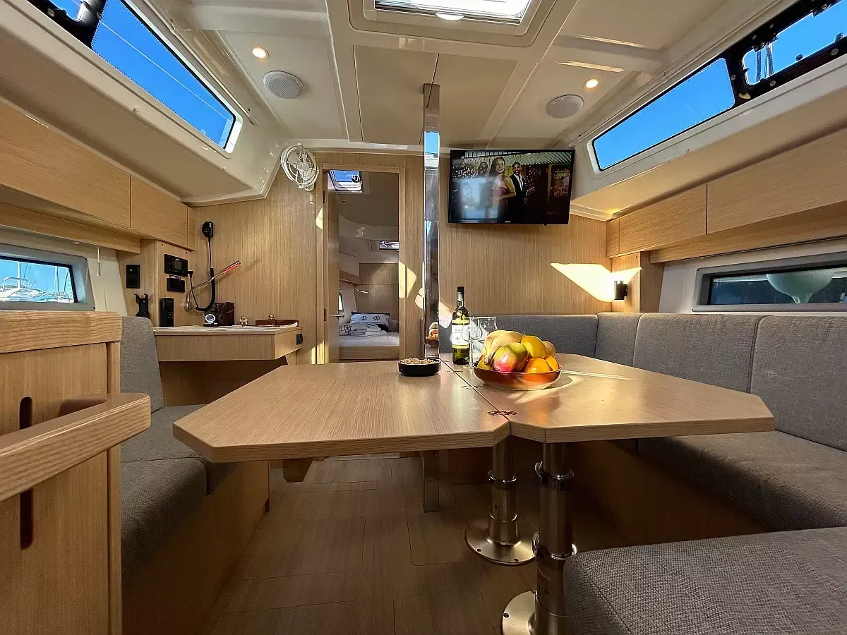 Bavaria C38 | Asterix