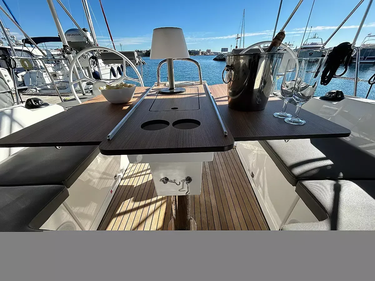 Bavaria C38 | Asterix