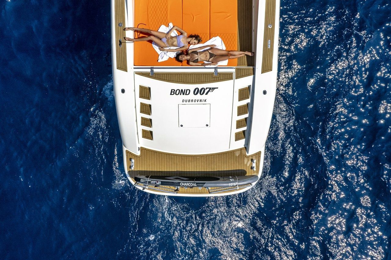 Tecnomar Madras 64 | Bond 007