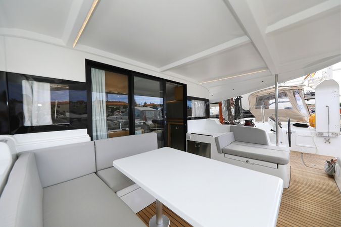 Excess 14 | Windhunter