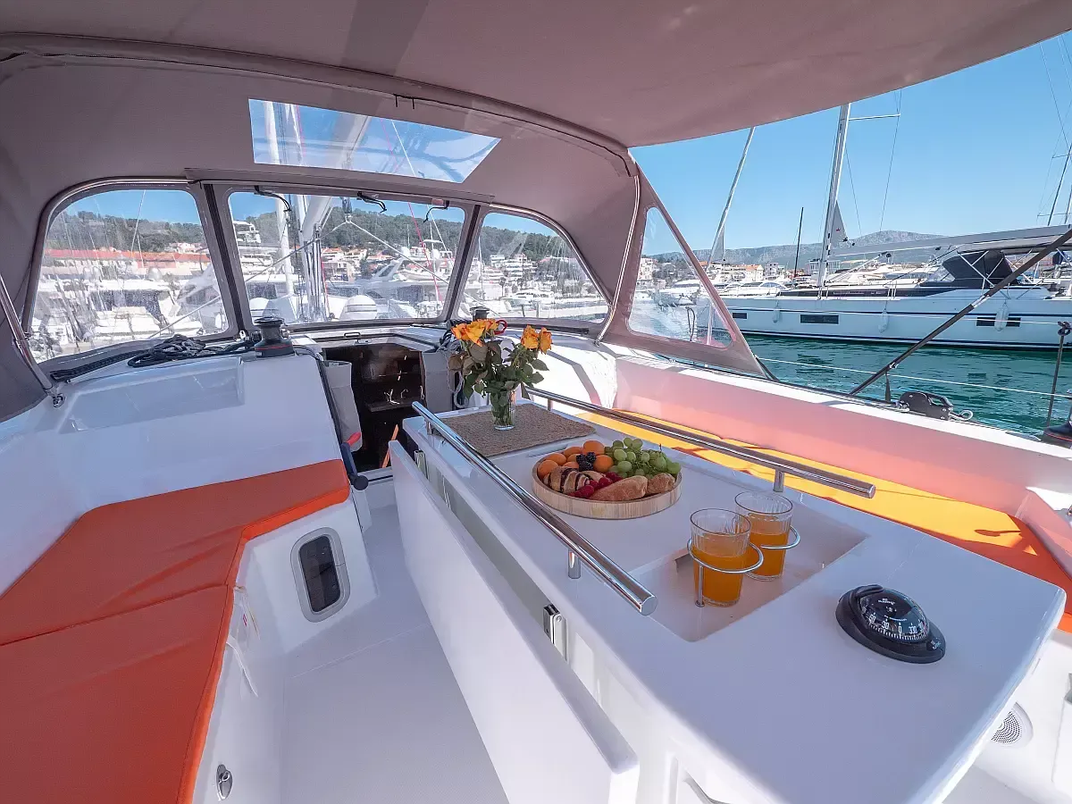 Beneteau Oceanis 40.1 | Mamma mia