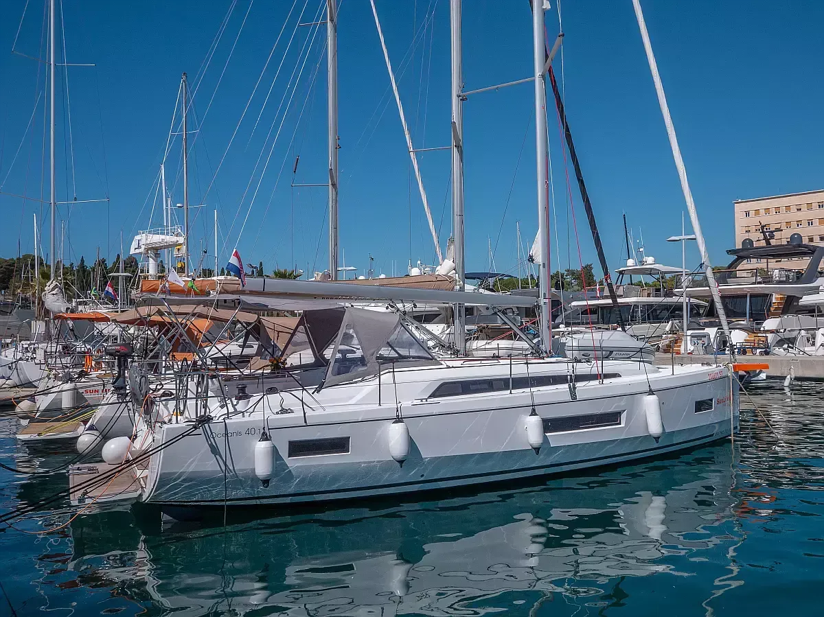 Beneteau Oceanis 40.1 | Mamma mia