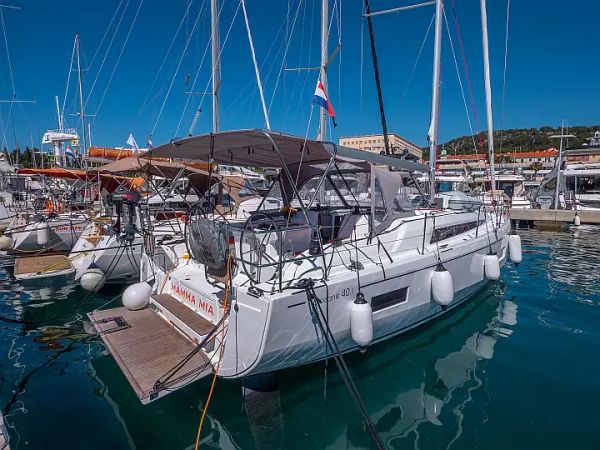Beneteau Oceanis 40.1 | Mamma mia