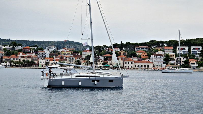 Beneteau Oceanis 34.1 | Loy