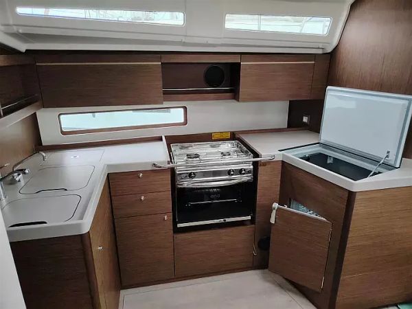 Beneteau Oceanis 40.1 | Hannah