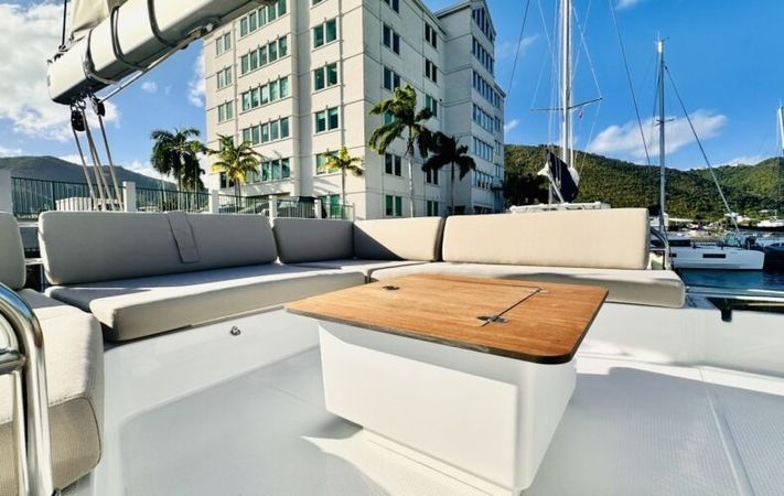 Fountaine Pajot Aura 51 | Big Big Plans