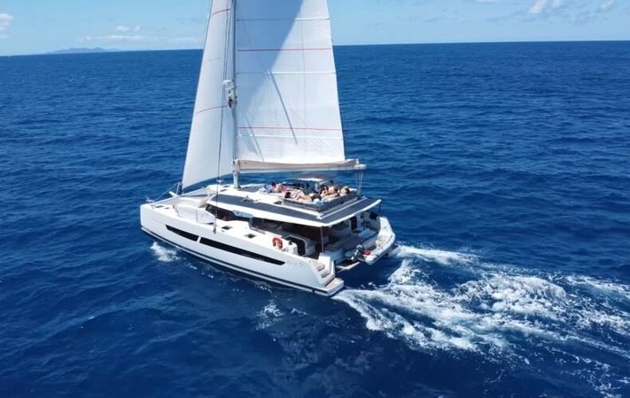 Fountaine Pajot Aura 51 | Big Big Plans