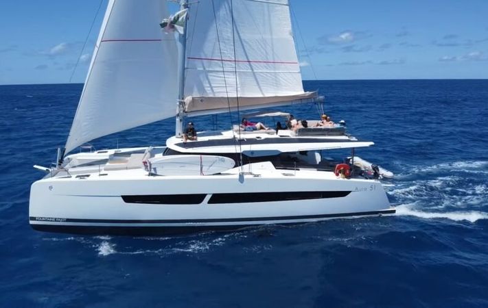 Fountaine Pajot Aura 51 | Big Big Plans