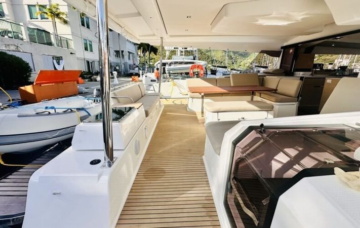 Fountaine Pajot Aura 51 | Big Big Plans
