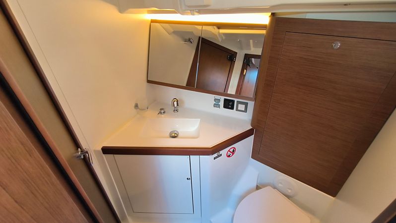 Beneteau Oceanis 46.1 | Momo