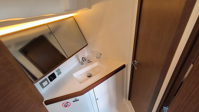 Beneteau Oceanis 46.1 | Momo