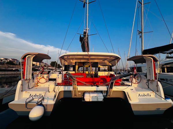 Excess 14 | Arabella