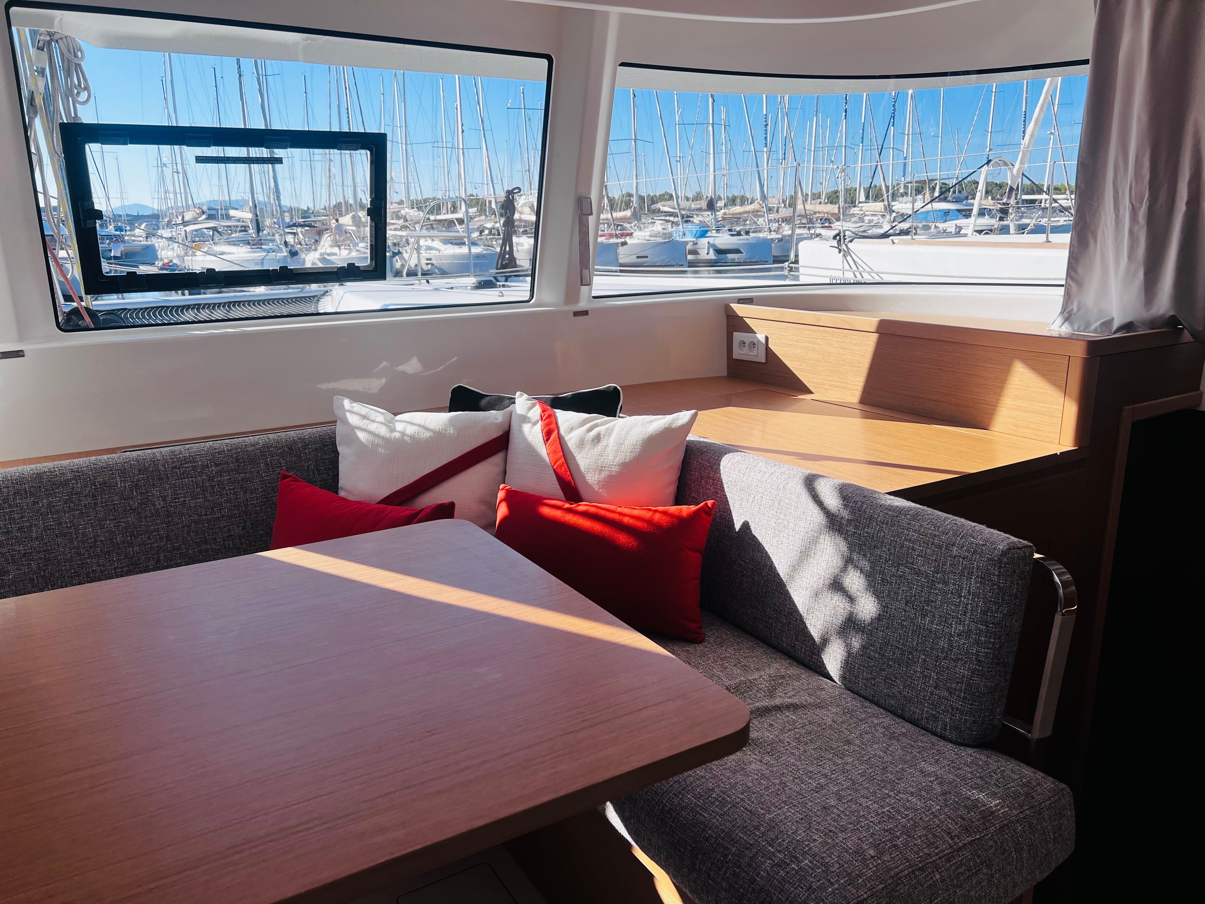 Excess 14 | Arabella