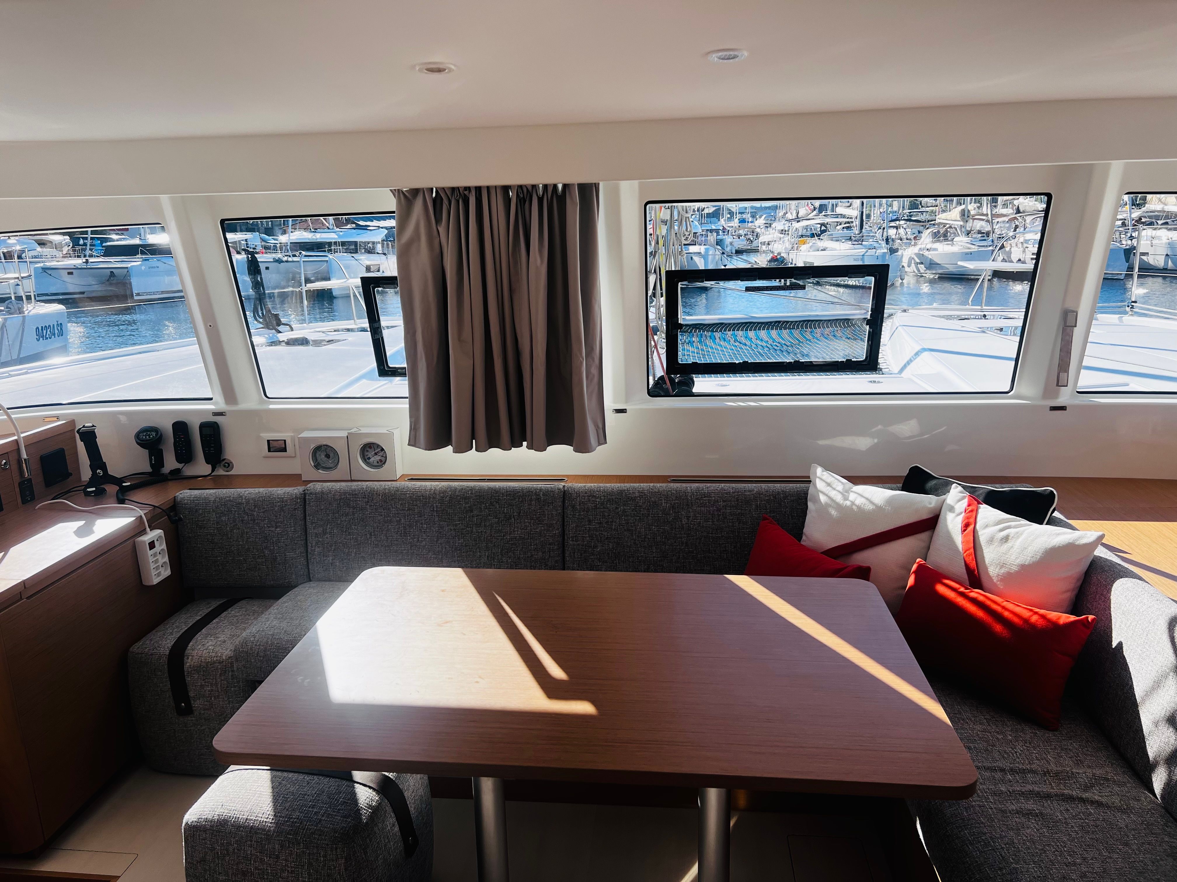 Excess 14 | Arabella