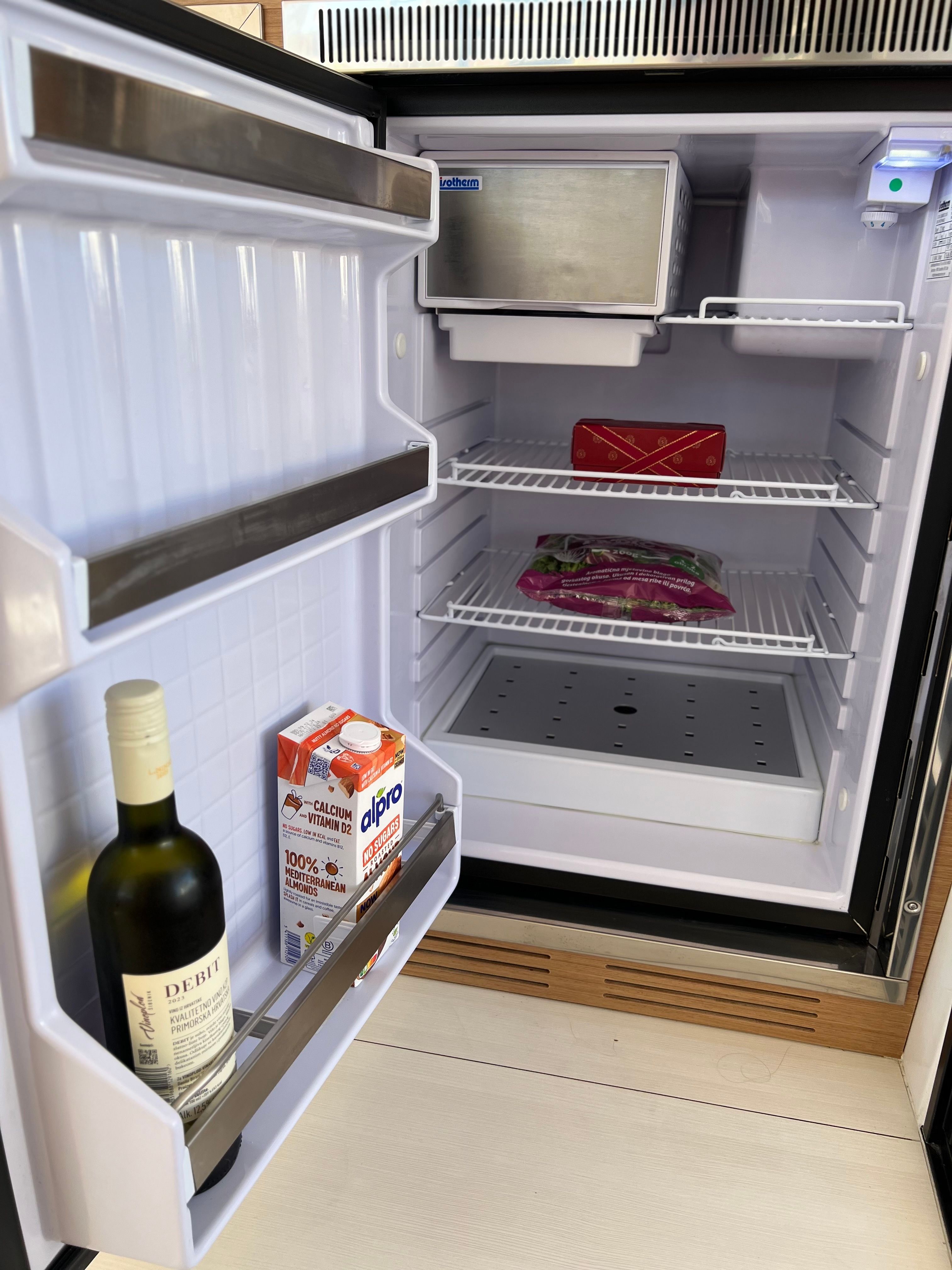 Excess 14 | Arabella