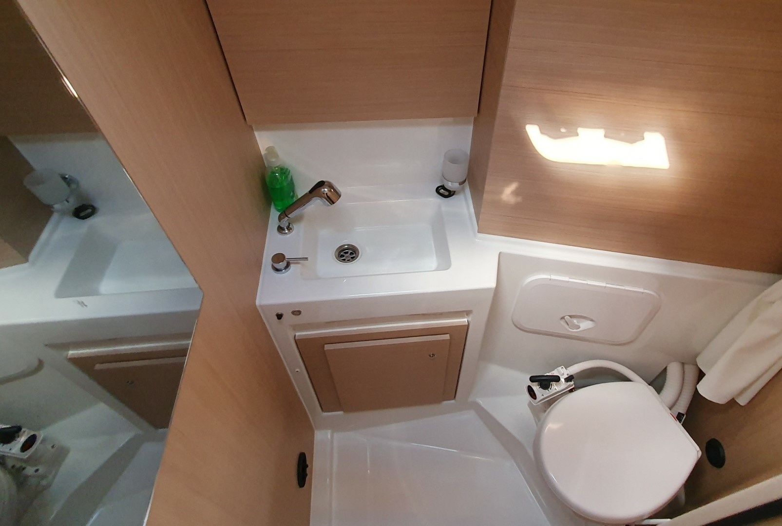 Beneteau Oceanis 37.1 | Breeze