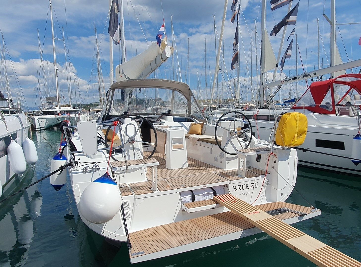 Beneteau Oceanis 37.1 | Breeze