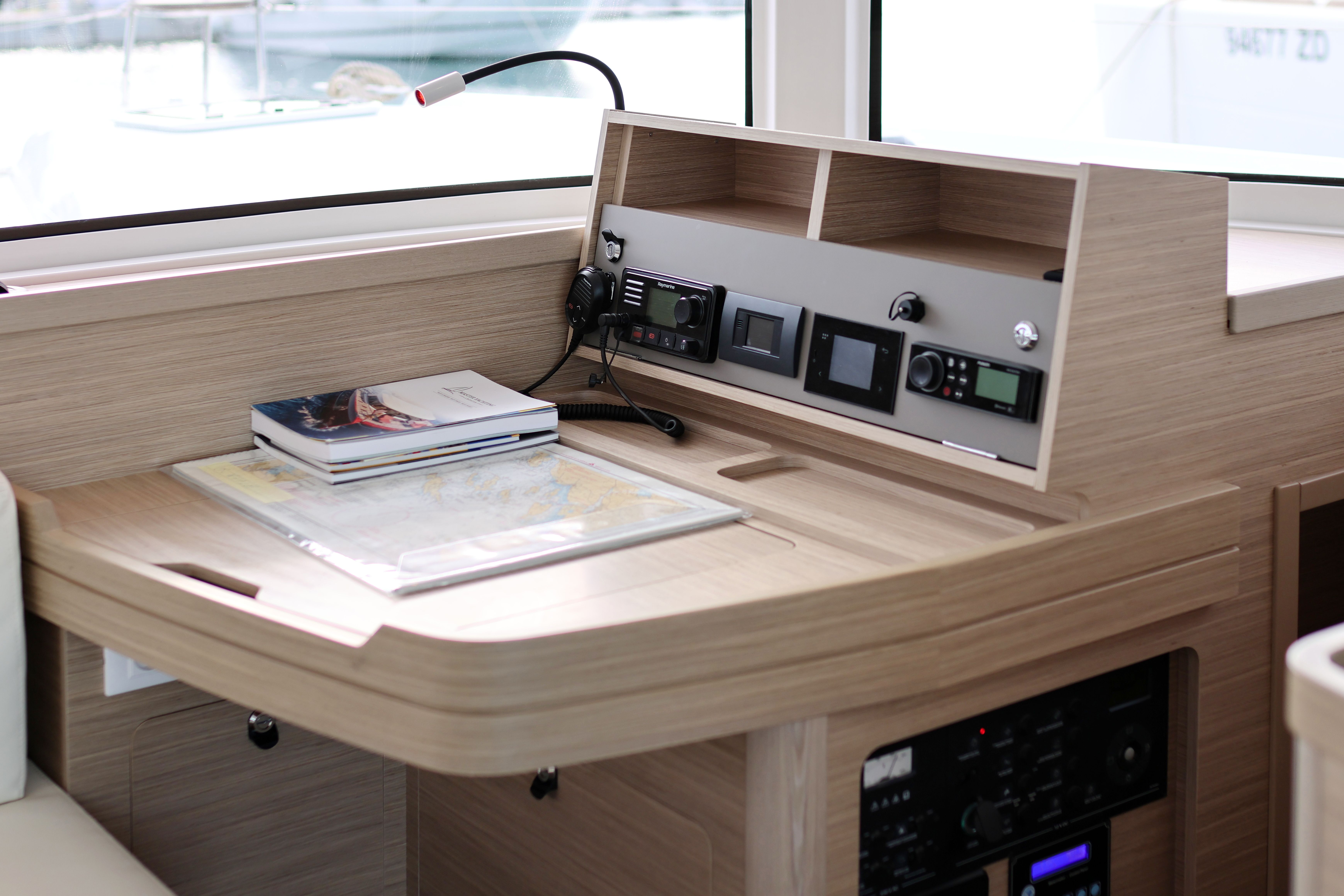 Lagoon 42 | Sperm Whale