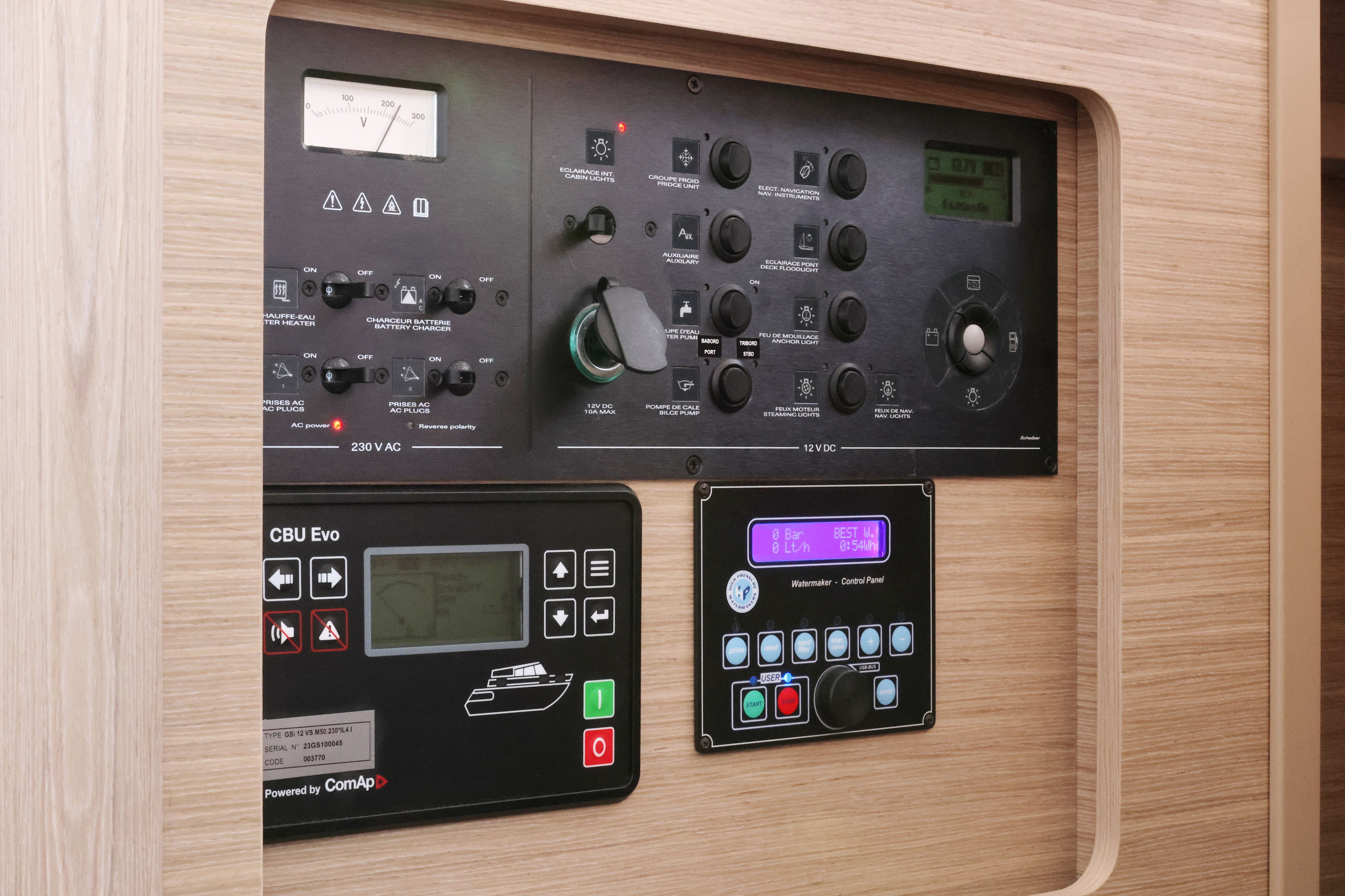 Lagoon 42 | Sperm Whale