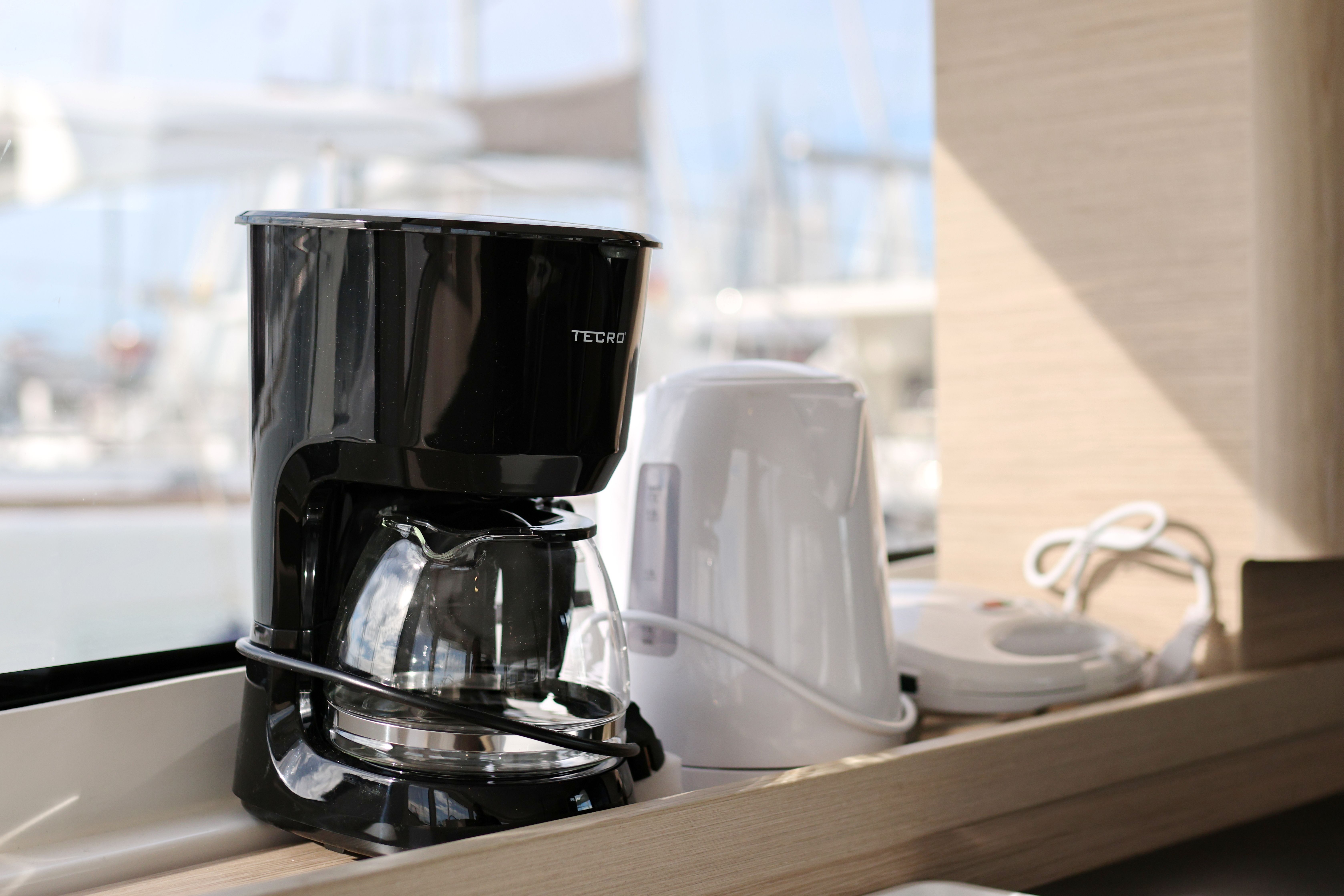 Lagoon 42 | Sperm Whale