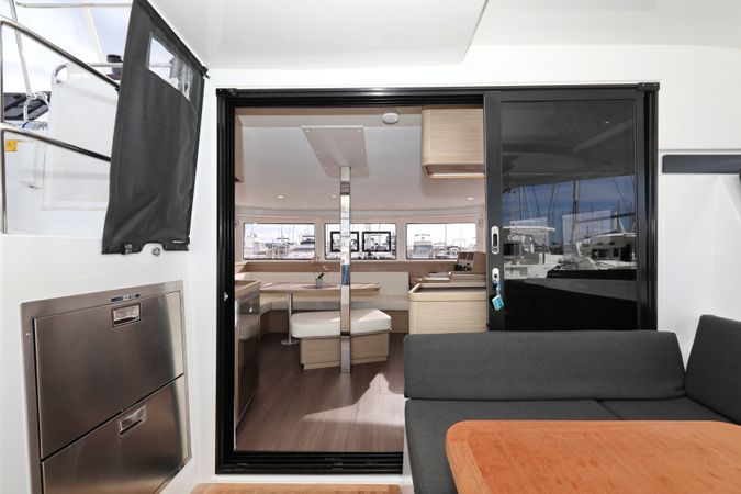 Lagoon 42 | Sperm Whale