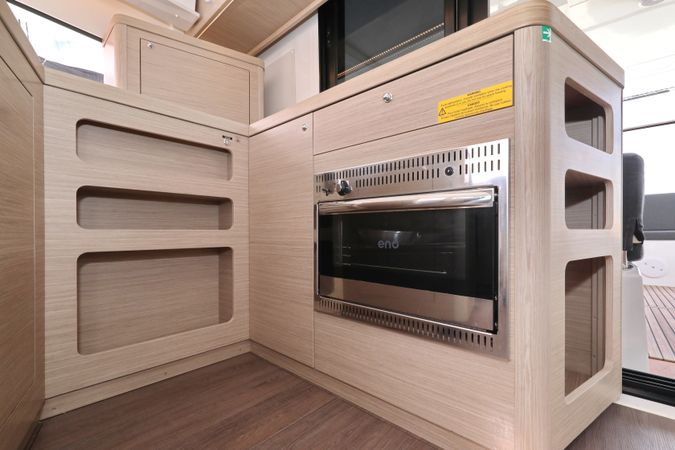 Lagoon 42 | Sperm Whale