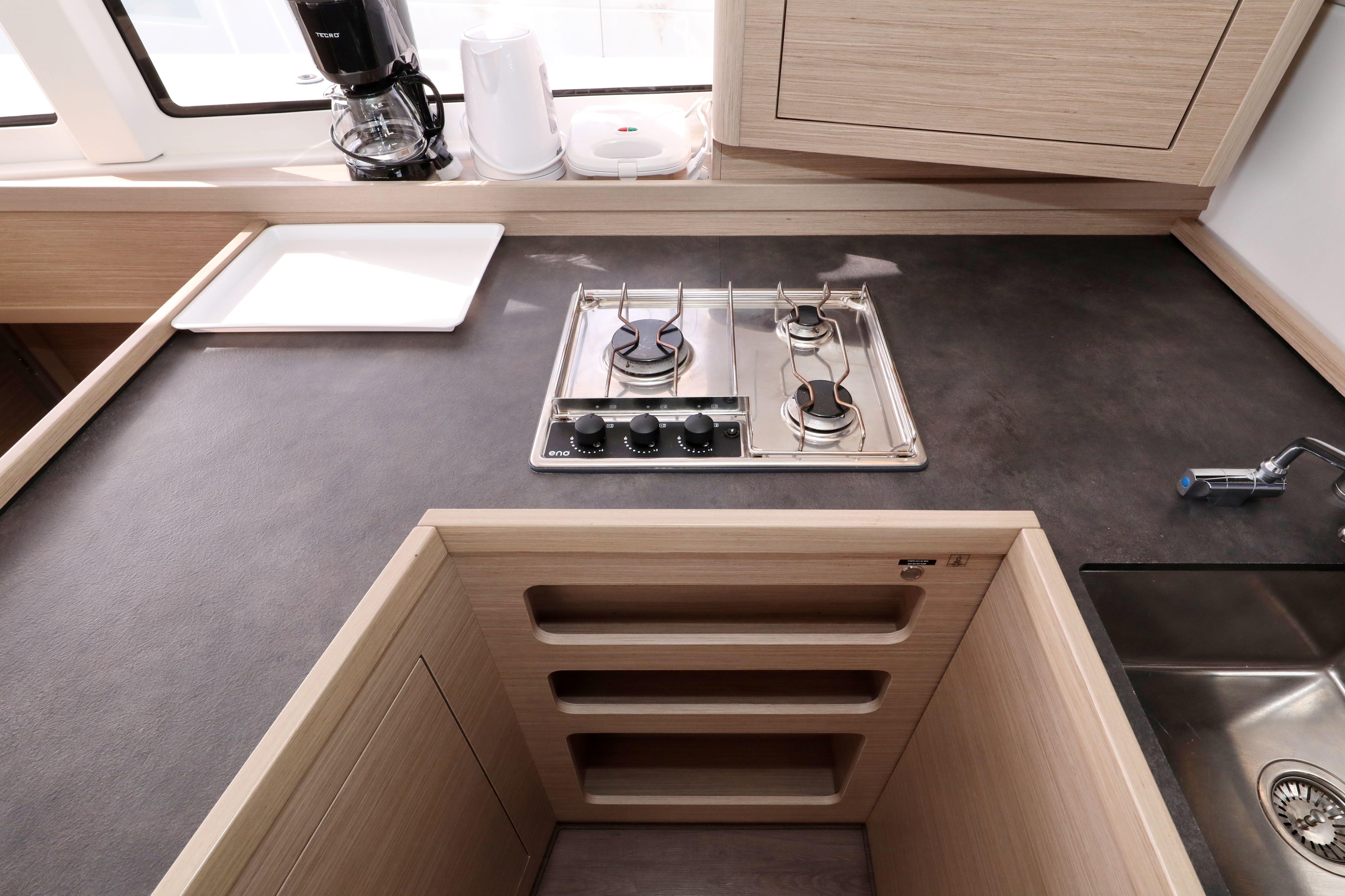 Lagoon 42 | Sperm Whale