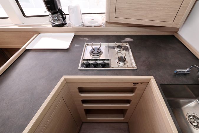 Lagoon 42 | Sperm Whale