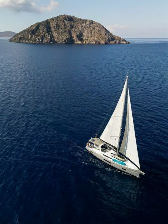 Beneteau Oceanis 46.1 | Nailah