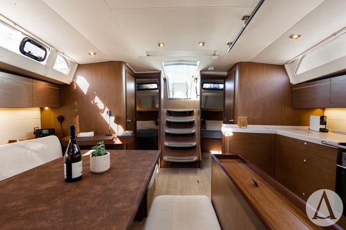 Beneteau Oceanis 46.1 | Nailah