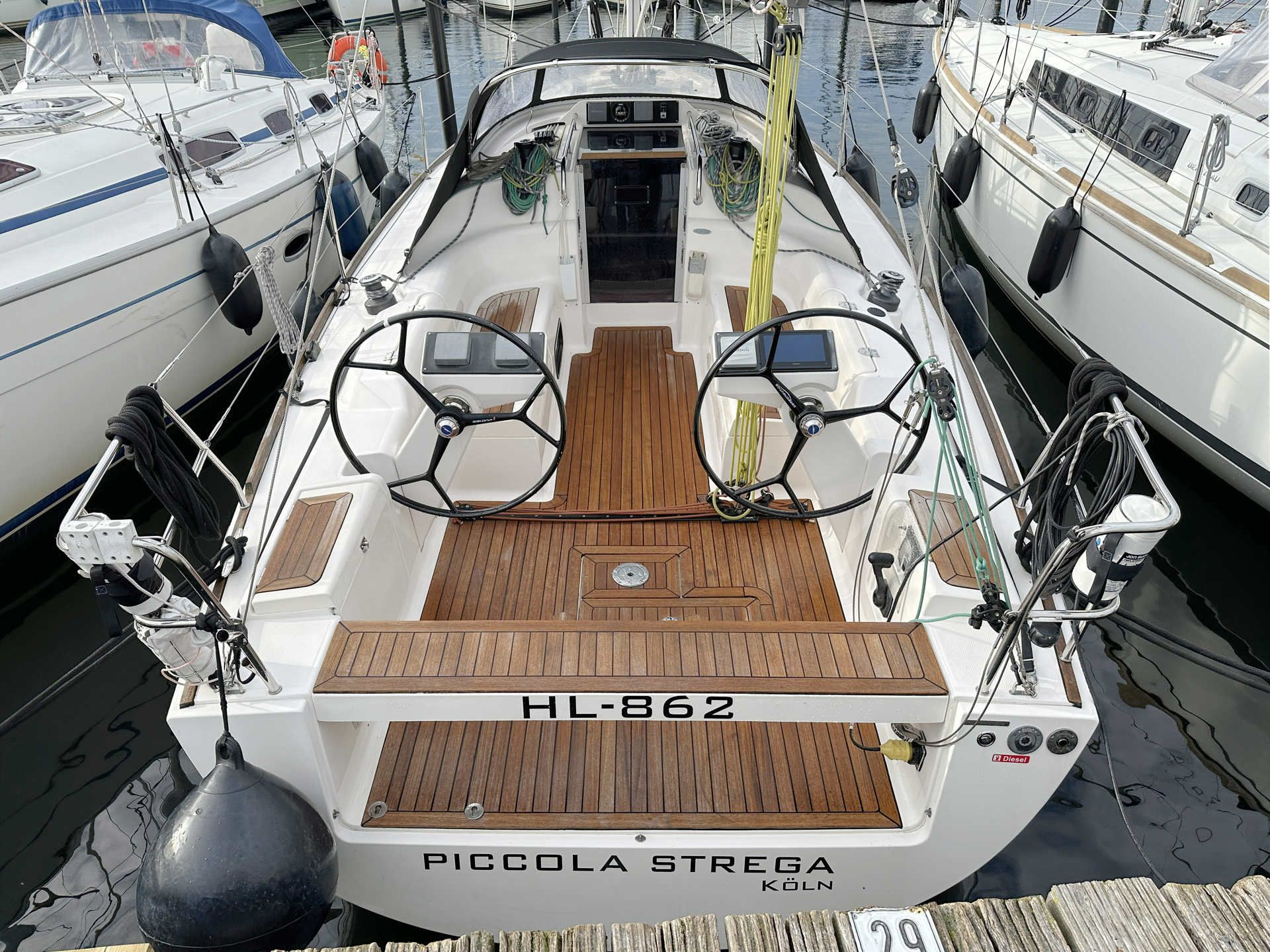 Salona 35 | Piccola Strega